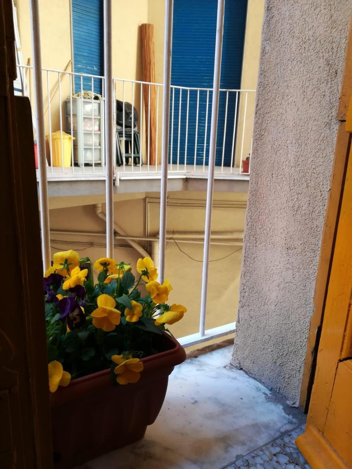 The Yellow House Catania-Fontanarossai nemzetközi repülőtér Kültér fotó